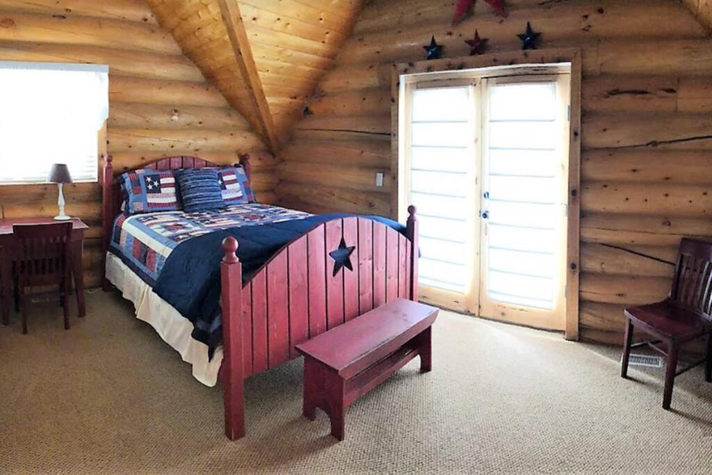 Red Rock Ranch Log Cabin: Large, Fully Furnished Escalante Exterior foto
